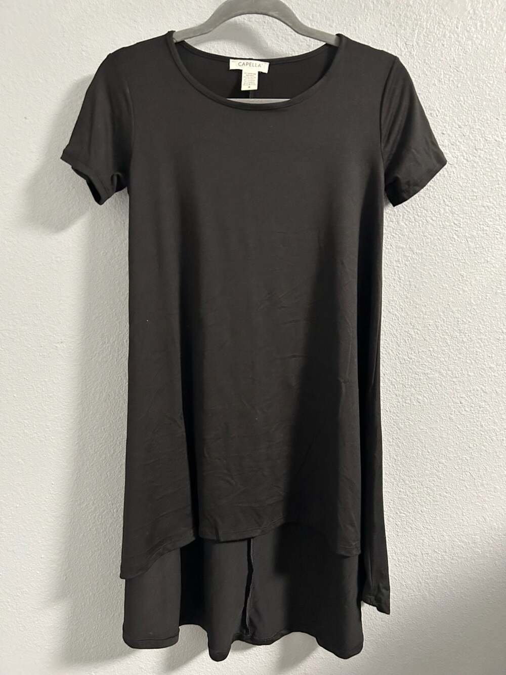 Capella BD1920 Tunic Top Size S Black Hi-Low Short Sleeve